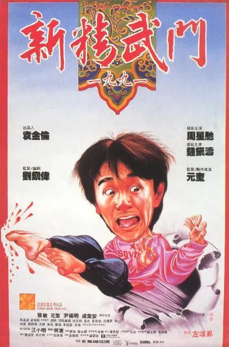 干爸一唱歌，女儿都听醉了，痴痴地望着干爸，看来小杰多了一个年纪最小的星星呀！